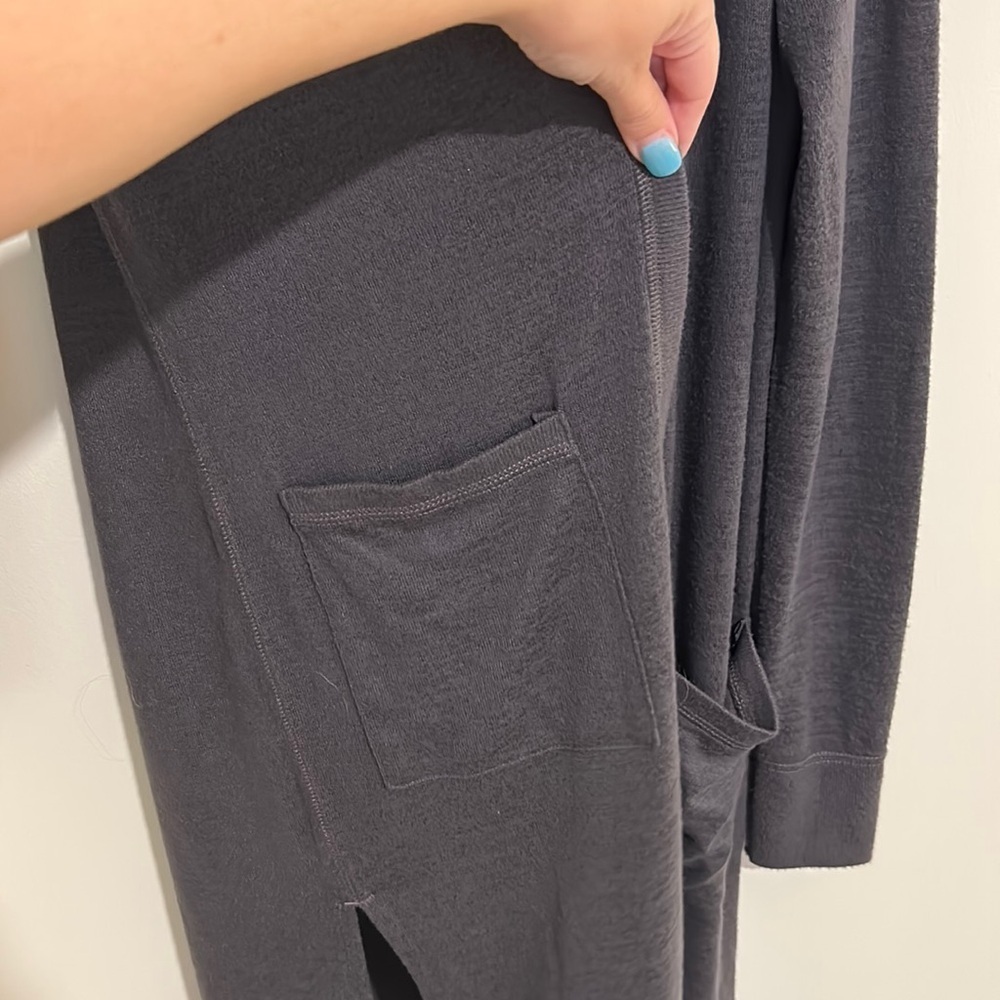 Abercrombie and Fitch Soft A&F Cozy Long Cardigan - Picture 3 of 4